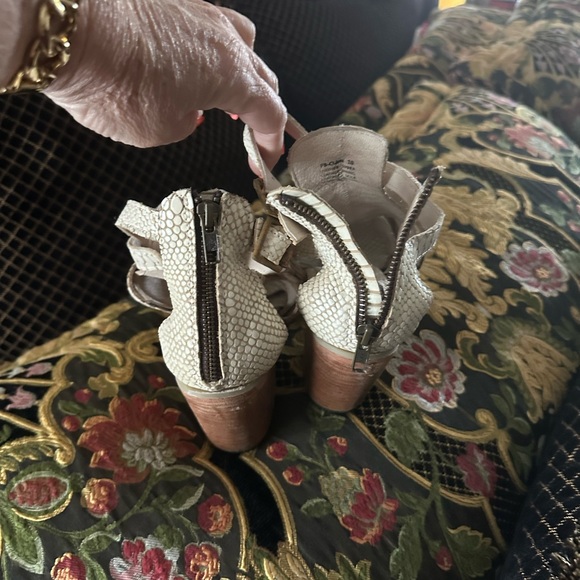 Freebird snake leather sandals - Picture 4 of 6